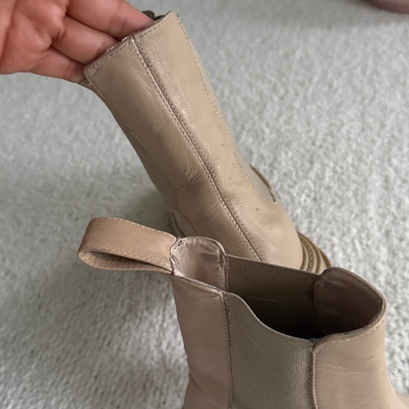 Zara Leather Boots Ecru Ivory Track Soles Chelsea EU36 Chunky Sole Boots - Picture 7 of 14